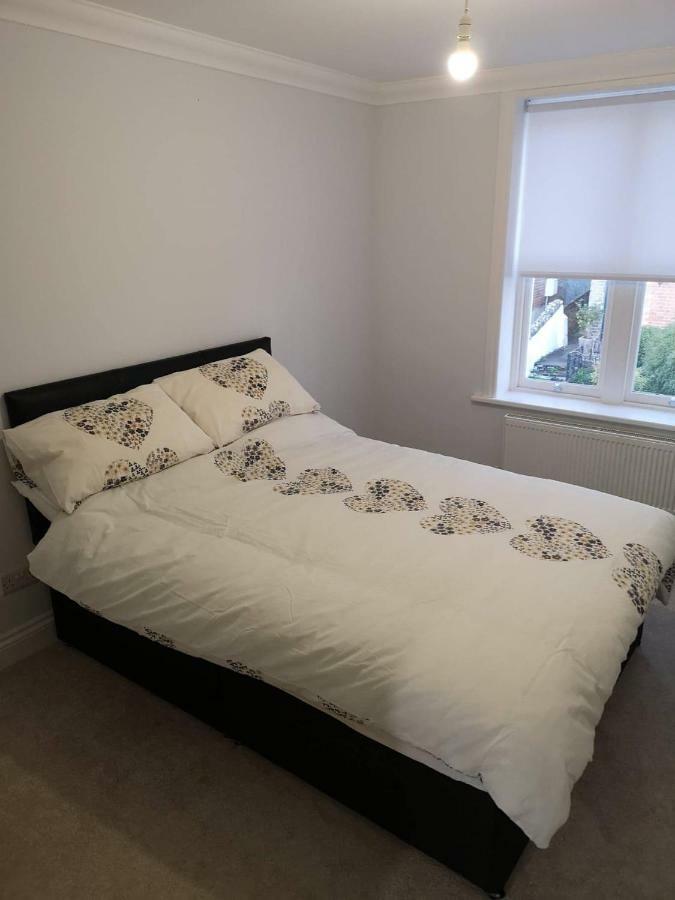 Guildford Town House Villa Buitenkant foto